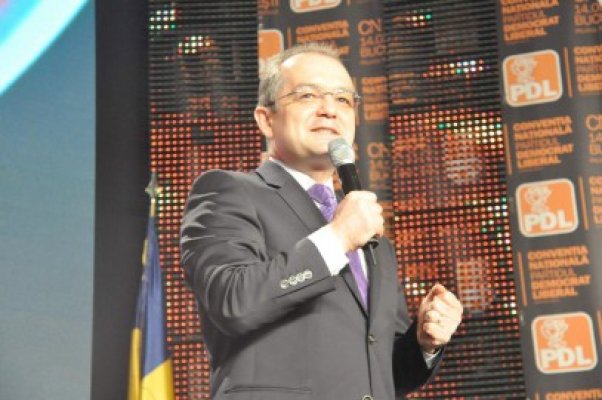 Boc acuză Guvernul că încearcă să ascundă incompetenţa de a negocia preţul la gaze